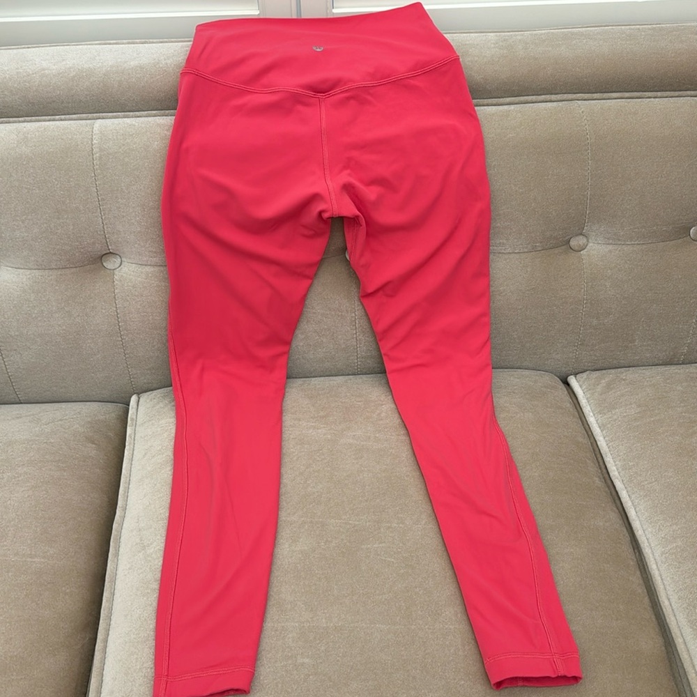 Lululemon size 6 high-rise leggings.